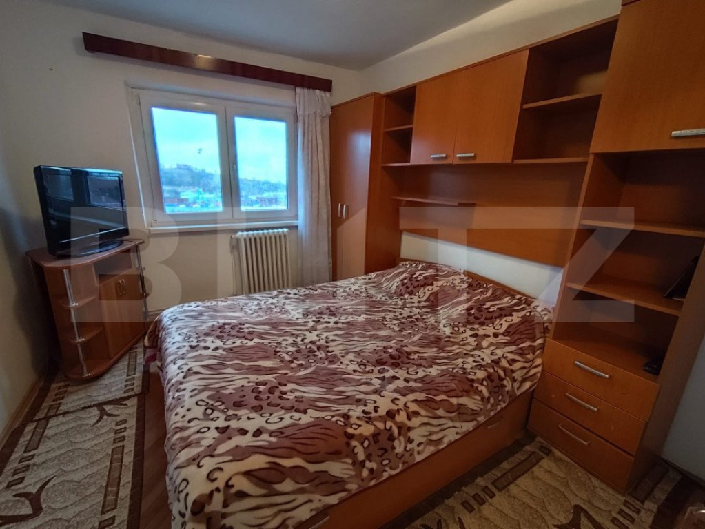 Apartament 3 camere, 65mp, zona Cugir