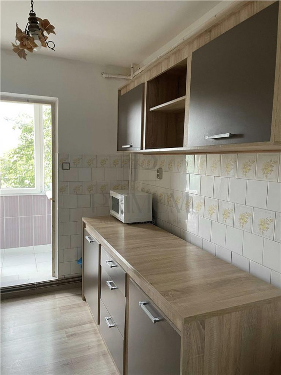 LIPOVEI - 2 Camere - ETAJ 1 - Decomandat - Centrala proprie