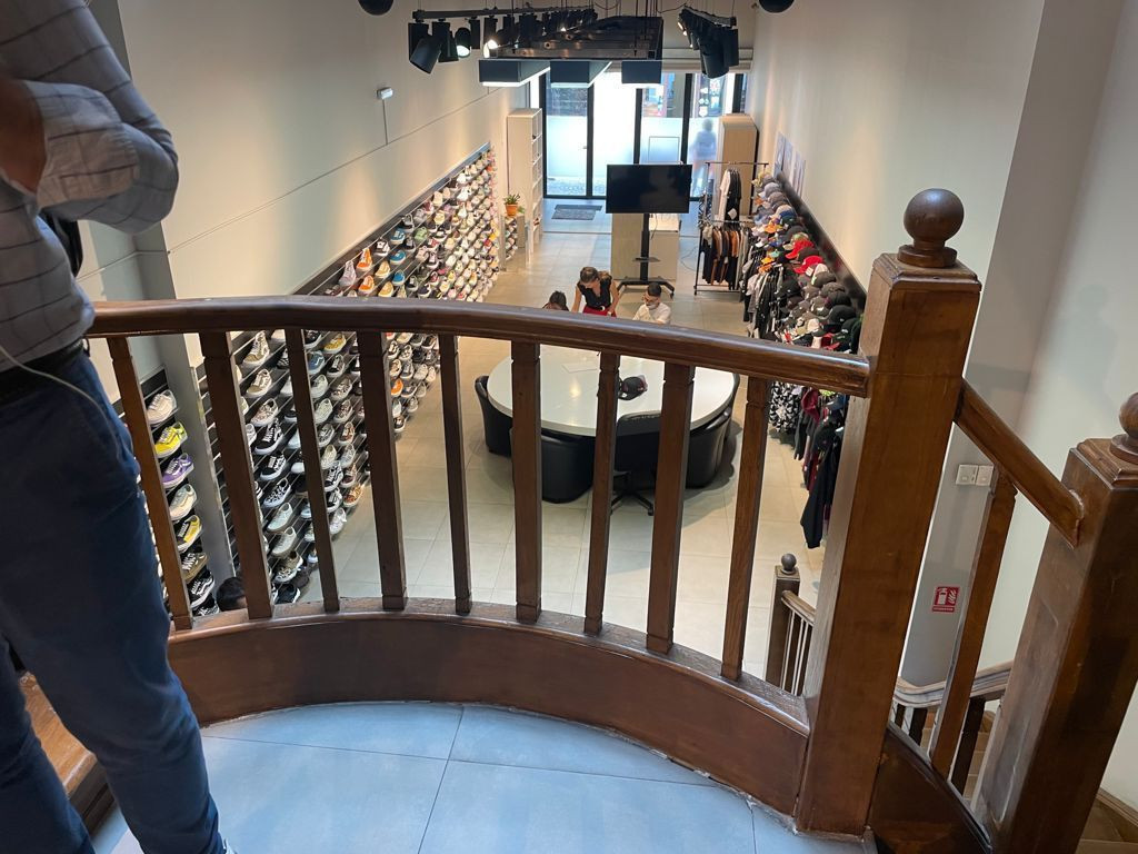 Centrul Vechi Lipscani S+P+2 500 mp Comercial deschidere ...