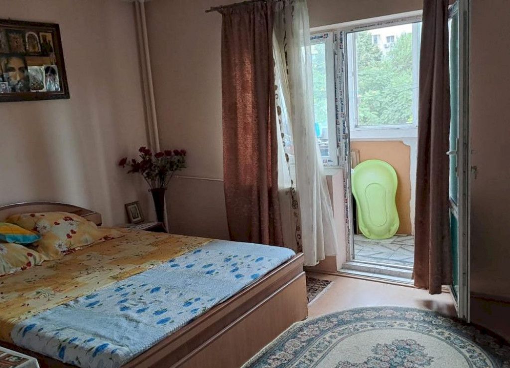 Apartament de 4 camere ( 97 Mp - hol H ) -Doamna Ghica