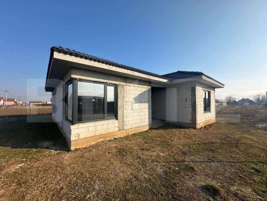 Casă de vânzare in TEIUS, 3 camere, 1 baie, 111 mp utili,