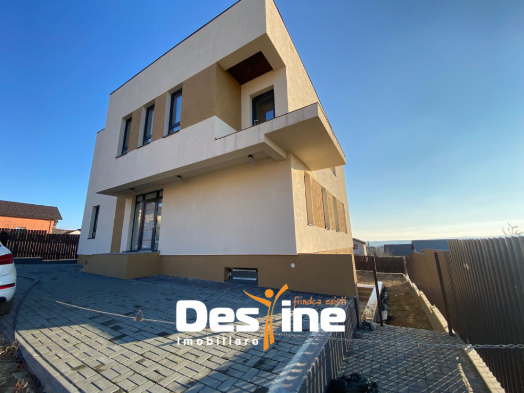Valea Lupului - Casa D+P+E cu 6 camere 268 mp Utili 1007(€