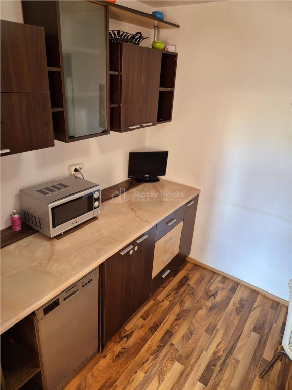 Apartament 2 camere de zona Compania de Apa