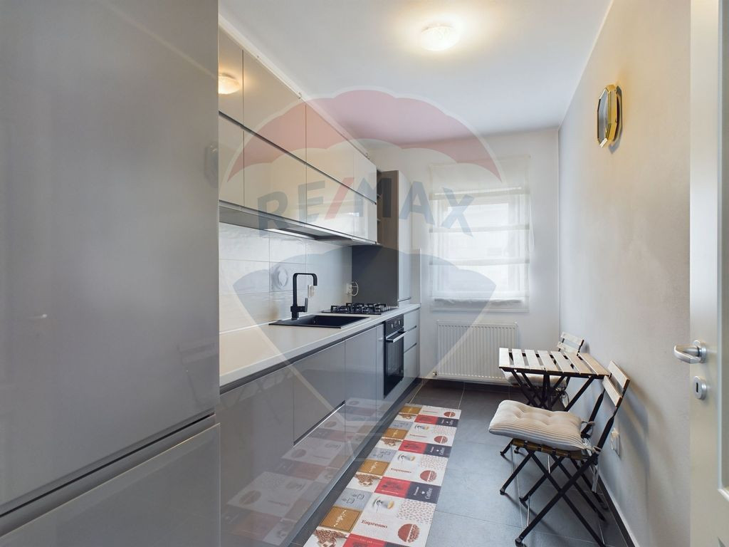 REZERVAT| Apartament cu 3 camere | Loc de parcare | Sânp...