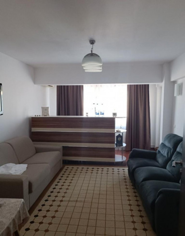 Apartament 3 camere , termen lung, situat in zona TOMIS NORD