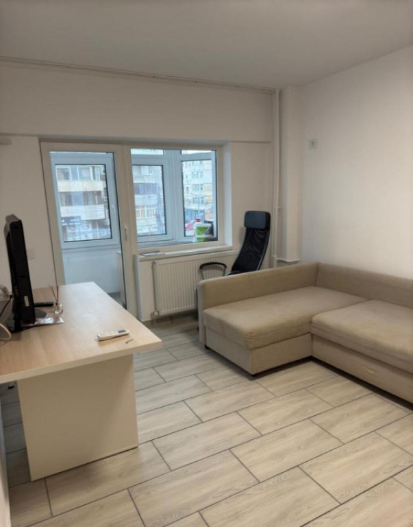 Garsoniera decomandata, termen lung, situata in zona VICTORI