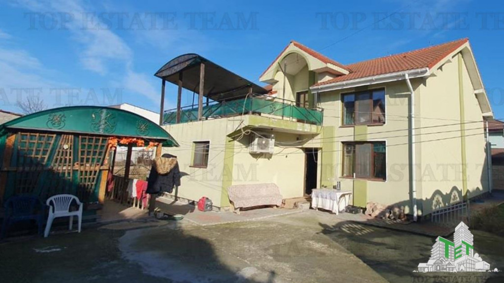 Vila cu 6 camere si teren extins Agigea