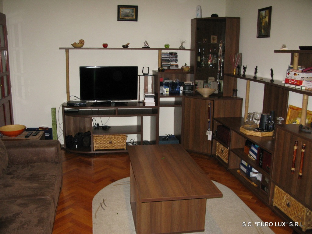 Apartament 2 camere amenajat - Podgoria - Zona Maiakowski