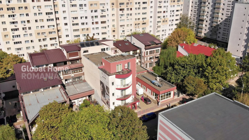 Baba Novac - Titan Park | Hotel 3* - 22 Rooms - Parking - Re