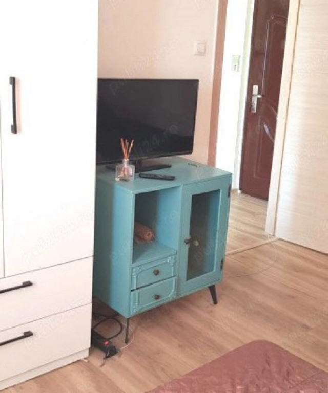 Garsoniera moderna zona Rahovei