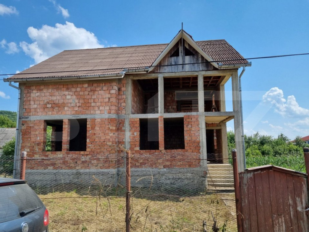 Casă centrală , 2 camere ,renovată