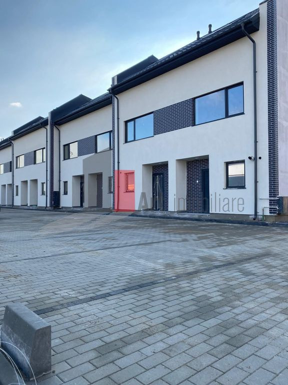 Casa - 5 camere PIPERA complet mobilat cu 2 locuri de par...