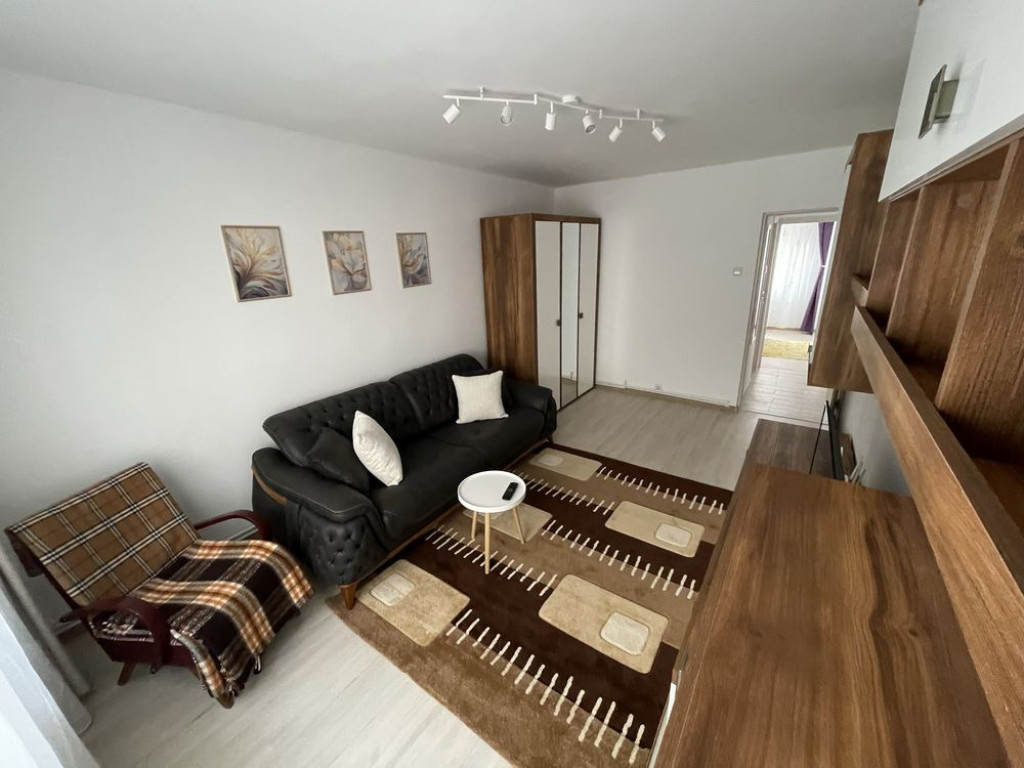 Apartament de 2 camere zona GRIVITEI,