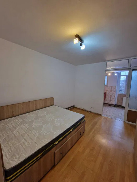 Alexandru- Garsoniera 23mp - LIBERA