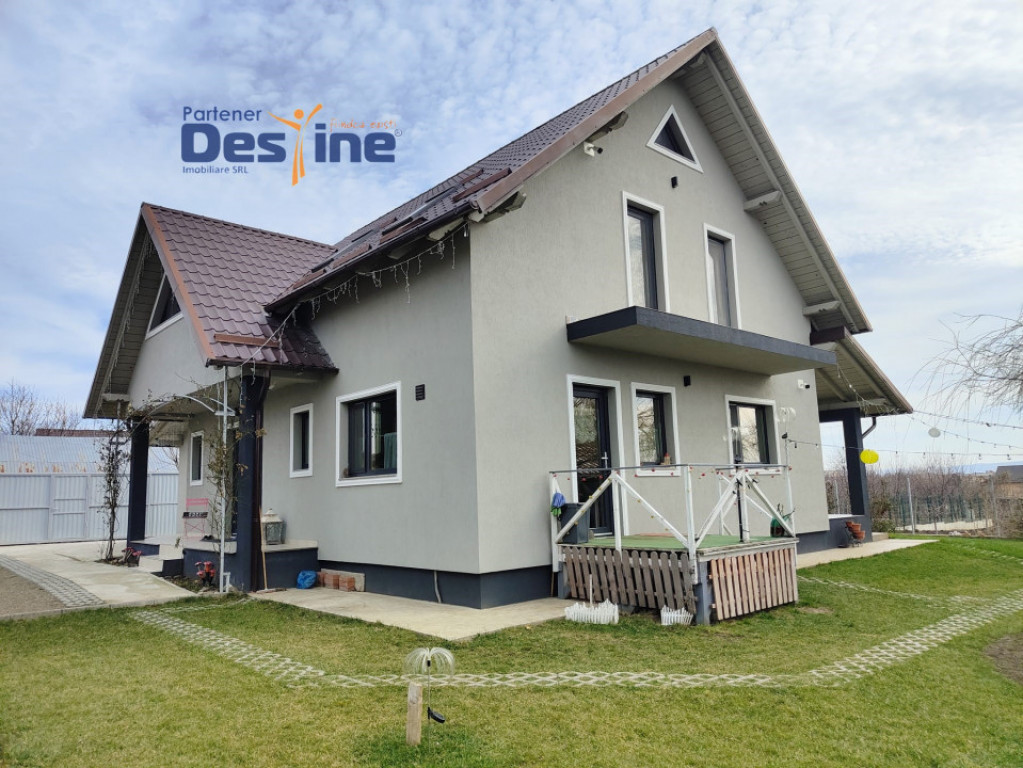 CENTRU MIROSLAVA 180mp utili, 1000 mp teren, 299,900 EURO