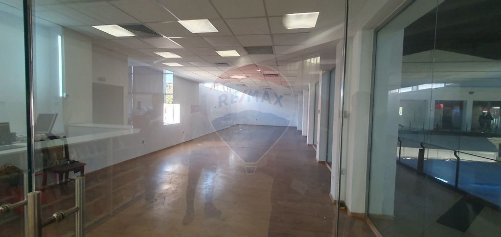 Spațiu comercial de 115mp de închiriat în zona Craiovi...