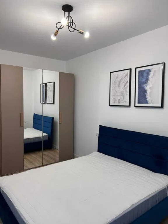 Inchiriez apartament cu 2 camere, zona Campus, 600 EURO