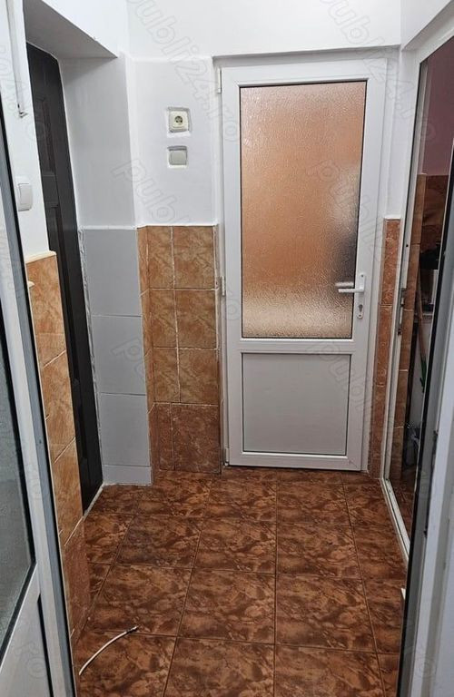 Garsoniera de Vanzare CET