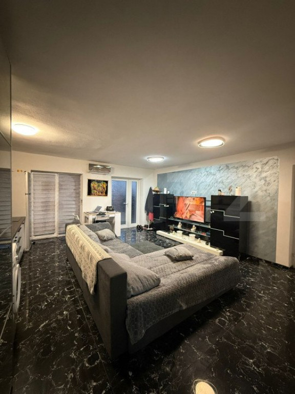 Casa cu 2 camere, 60 mp, zona semicentrala