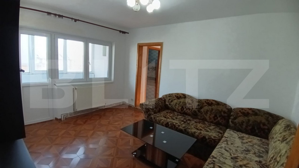 Apartament 3 camere etaj intermediar, zona Bulevardul Transi