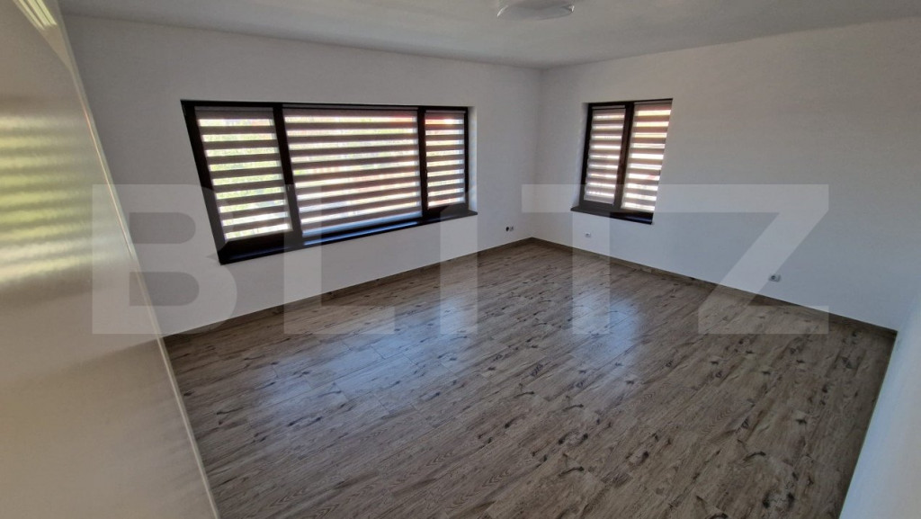 Casă de închiriat pe 3 nivele cu 6 camere in suprafata de