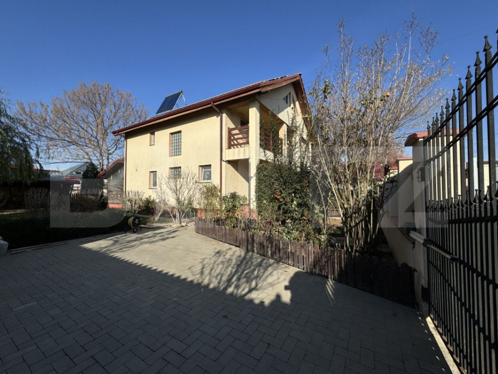 Casa gata de mutat P+M, 180 mp utili, teren 926 mp, zona Sel