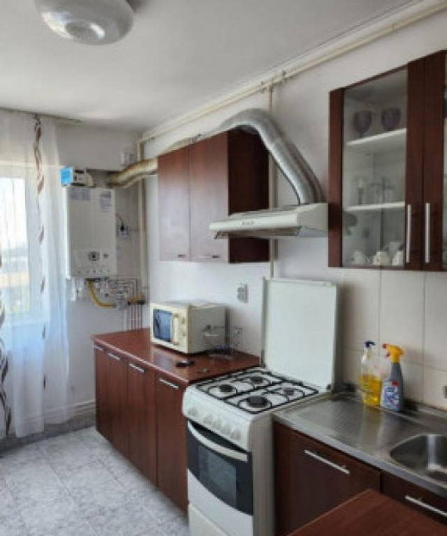 Apartament 2 camere situat in CASA DE CULTURA