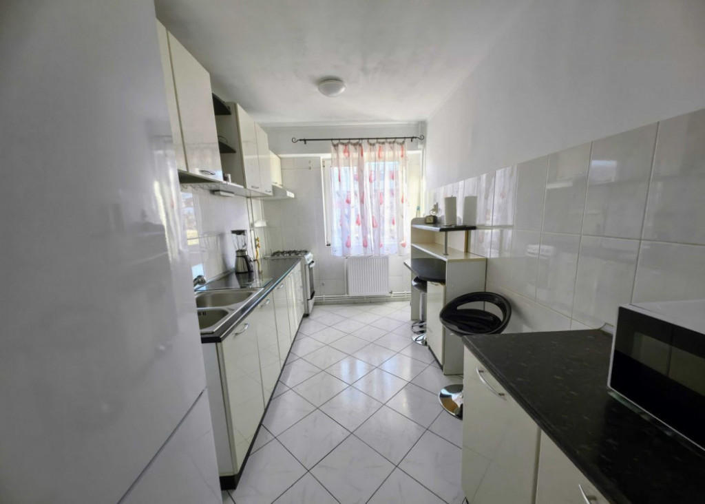 Apartament 3 camere situat in Tomis nord-Euromaterna