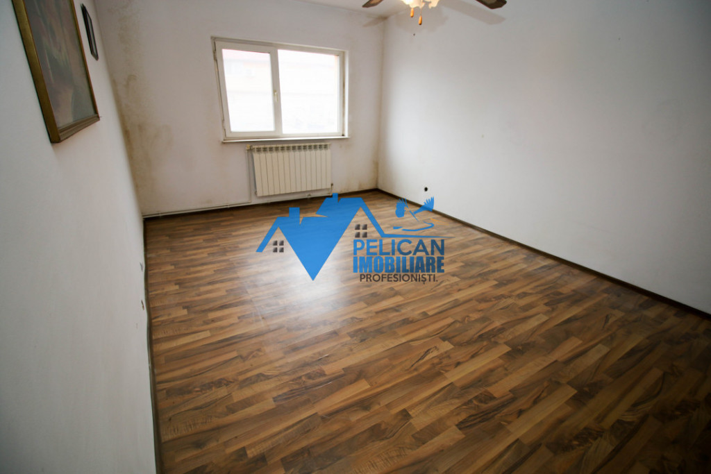 Podgoriilor, 3 camere, etaj 2, decomandat