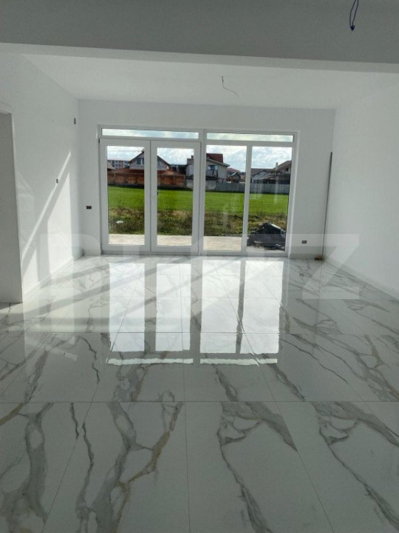 Casa individuala, cu 4 camere, 93 mp, zona Oncea pe platou