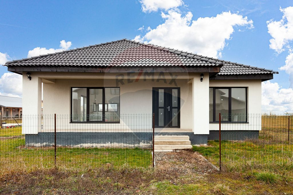 Casă Nouă 2024 în Zimandcuz, 12 km de Arad – Teren G...