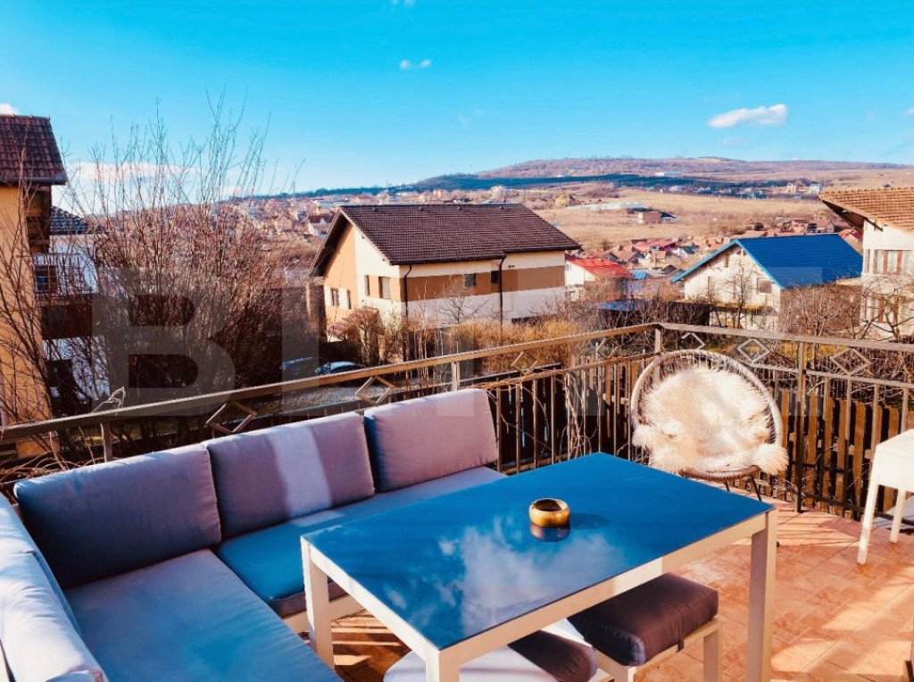 Casa de vanzare cu 6 camere, 195 mp utili, zona Auchan