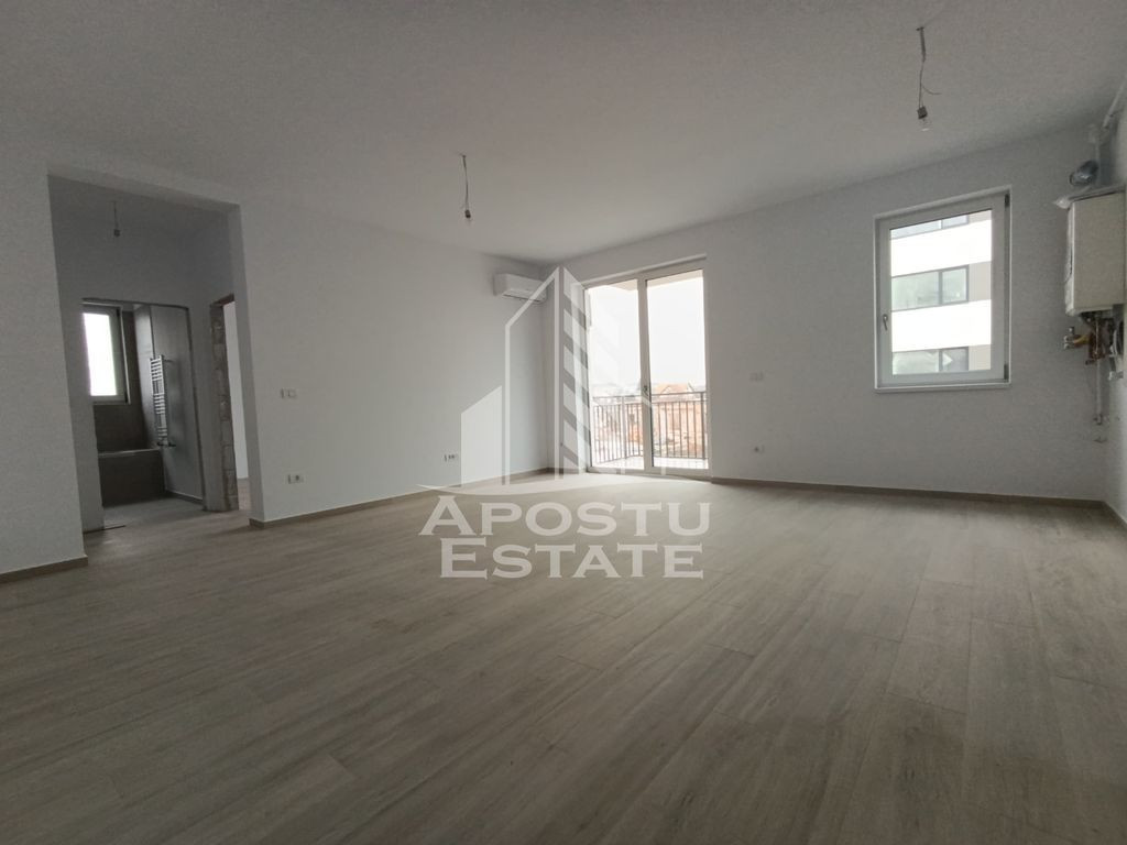 Apartament 2 camere, centrala proprie, bloc nou, loc parc...