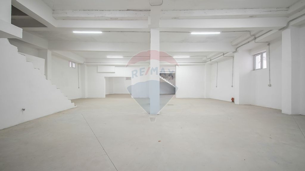Oportunitate – Hală/Depozit (Central) - pretabilă div...