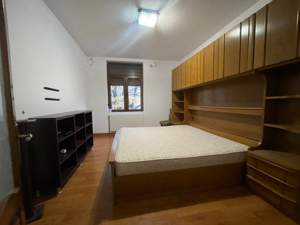 Apartament 2 camere decomandat - CENTRU