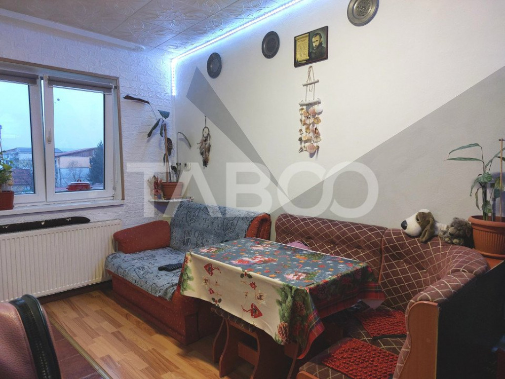 Garsoniera 26 mp camera bucatarie baie mobilata utilata Cisn