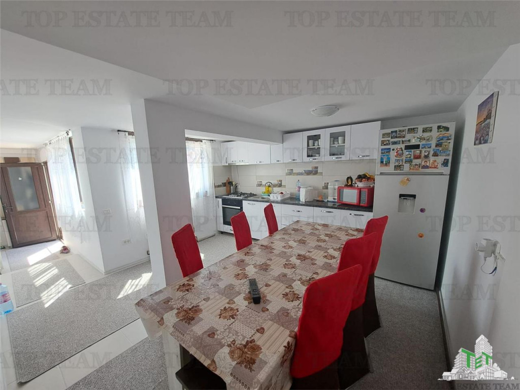 Vila cocheta cu etaj spatioasa familie si business Eforie No
