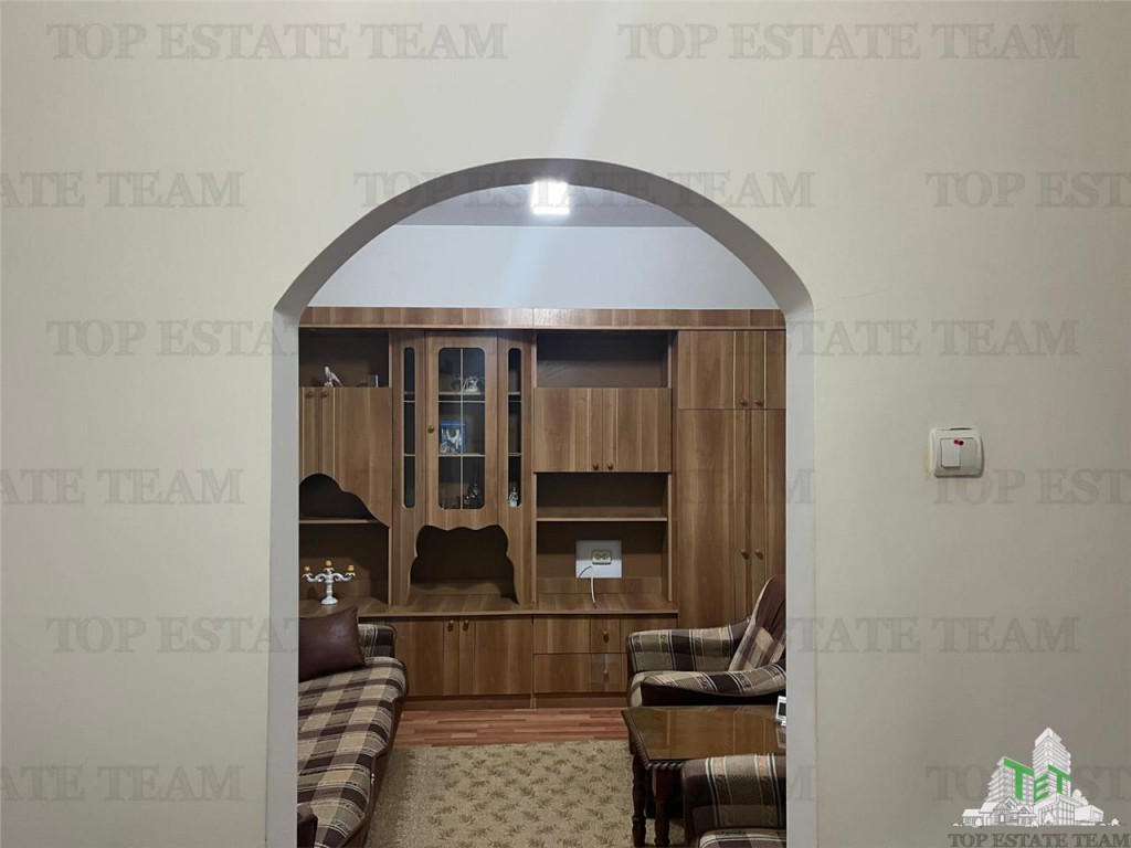 Proprietate cu Potential - Aproape de Piata Unirii si Parcul