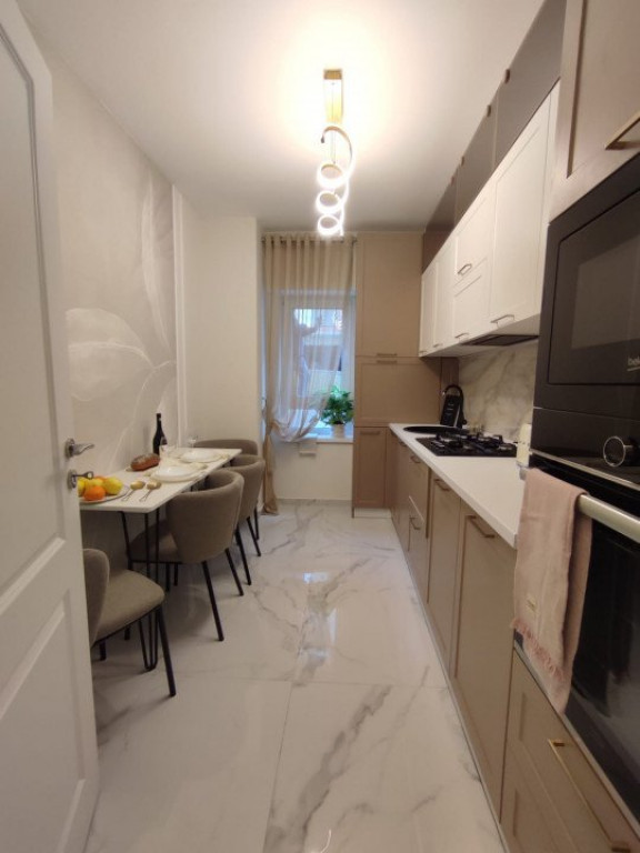 Apartament 2 camere 65mp INTABULAT revanzare Contemporan Hom