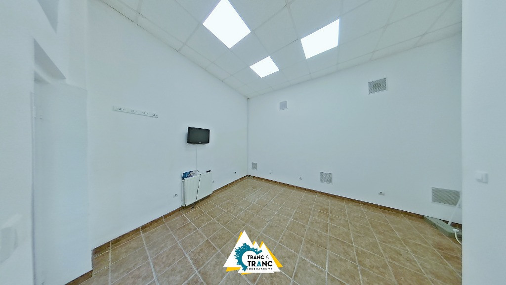 Birou luminos pozitionat Ultracentral cu 1 camera