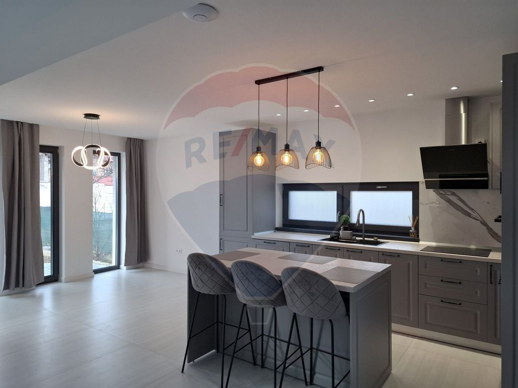 Vilă modernă BUCOV | Pleașa | 5 camere | nouă | finis...