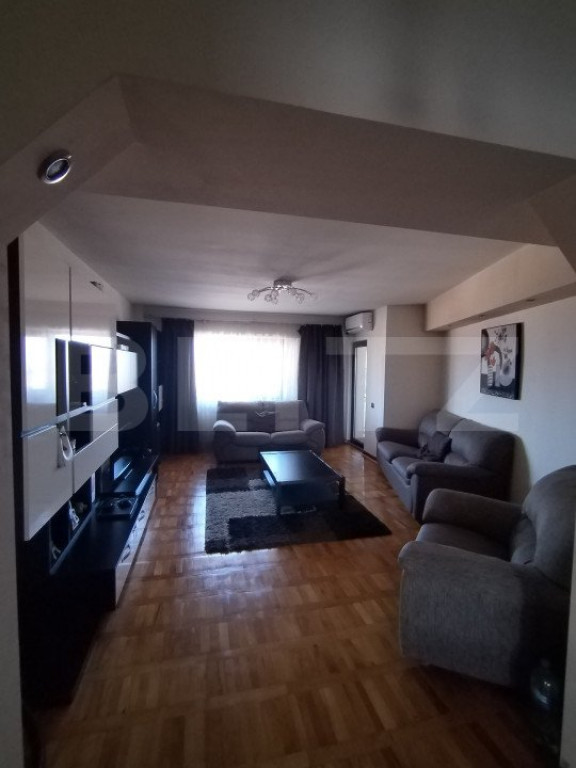 Apartament decomandat cu 3 camere, 75 mp, zona Micro 11