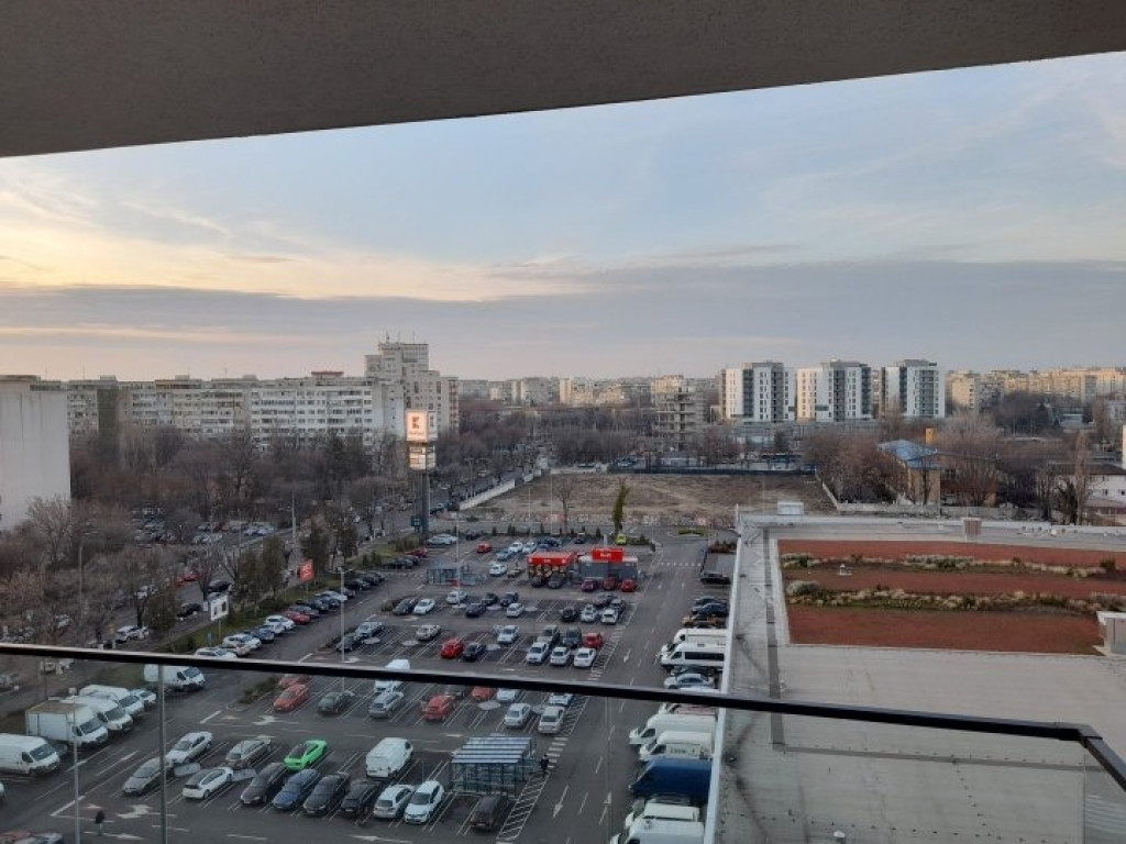 Piata sudului emil racovita studio garsoniera