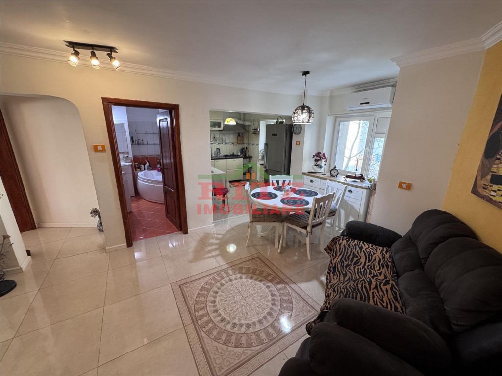 Nou! Ap. 3 cam., S=90mp, MOB. SI UTILAT, et.2, Zona. Cuza Vo