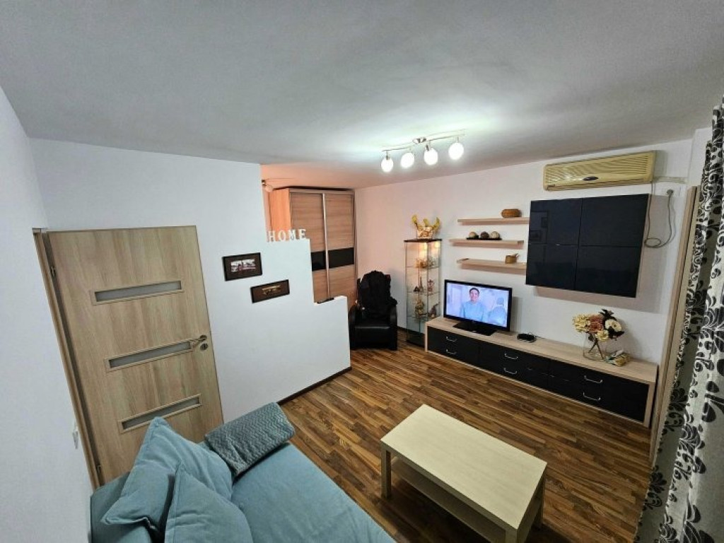 Unirii zepter lucian blaga etaj 1