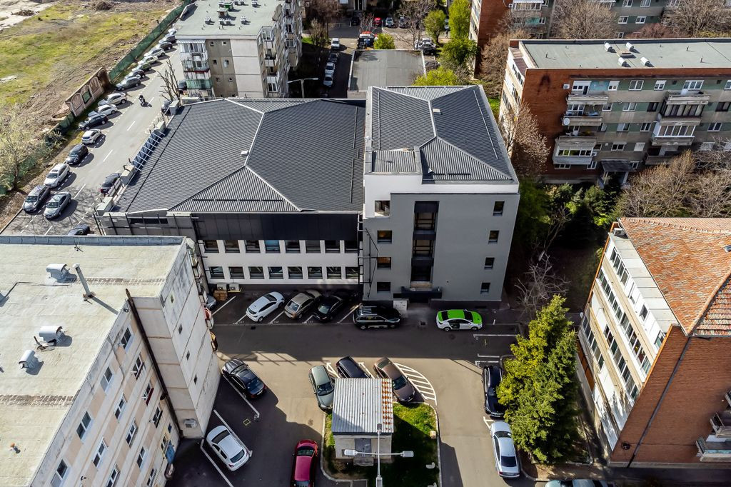 Spațiu modern de inchiriat destinat clinicilor sau compa...
