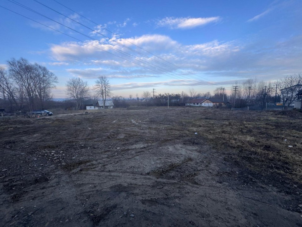 Teren intravilan, dedicat constructie casa, 2600 mp, SIRET