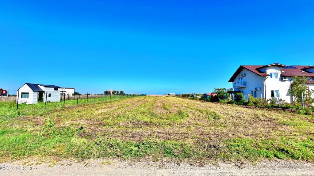 TUZLA - TEREN INTRAVILAN 1445MP - APROAPE DE PLAJA -