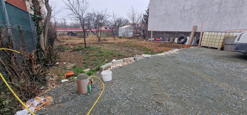 Tomis Nord-Dedeman, teren ideal construire casa.