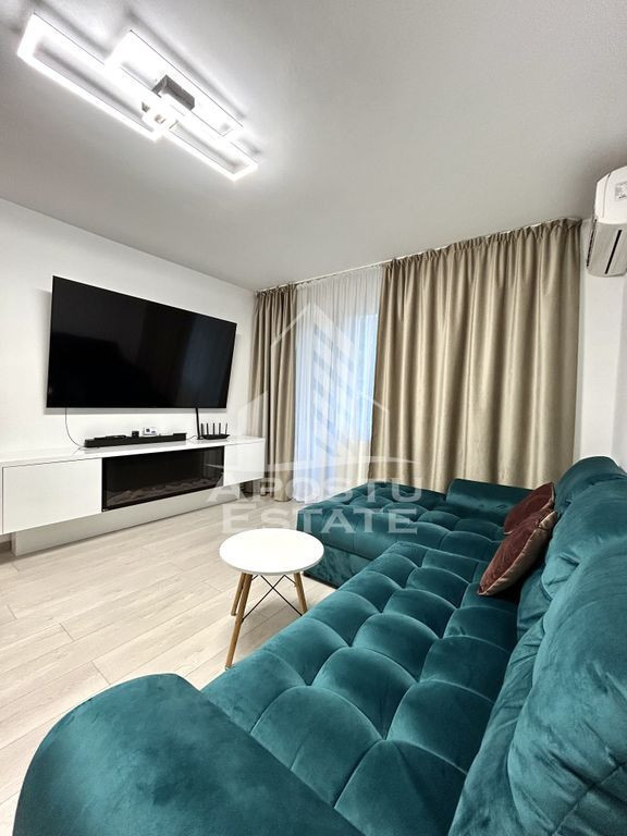 Apartament modern cu 3 camere de inchiriat, Zona Tipograf...